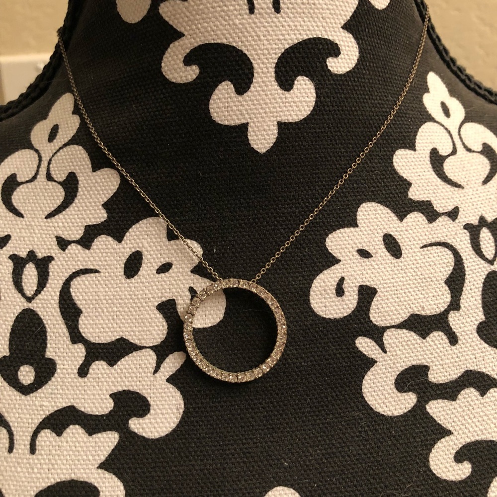 Cubic Zirconia circle silver necklace